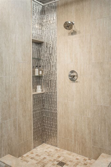 shower with beige tiles