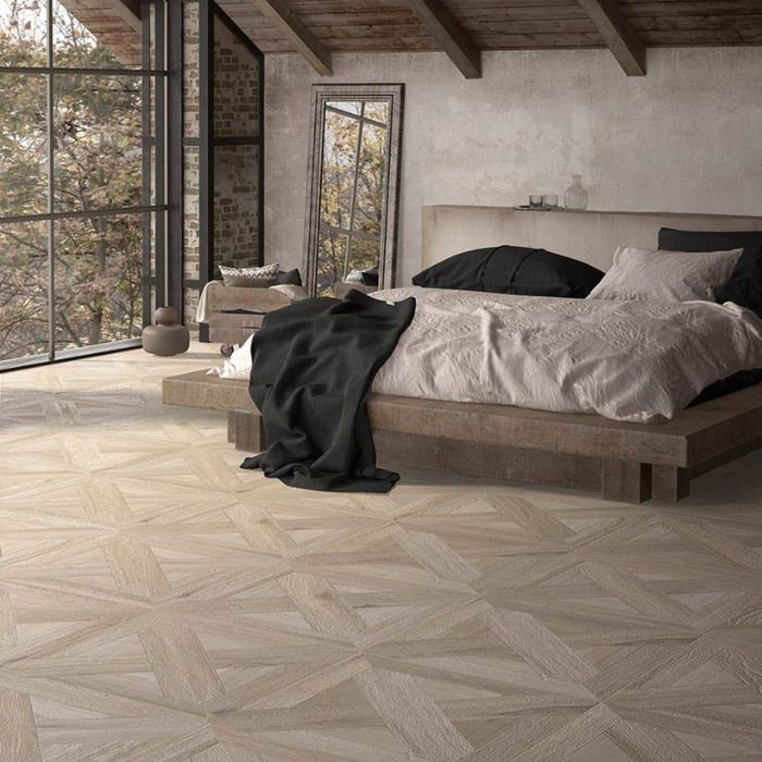 Bedroom with wood-effect versailles tiles