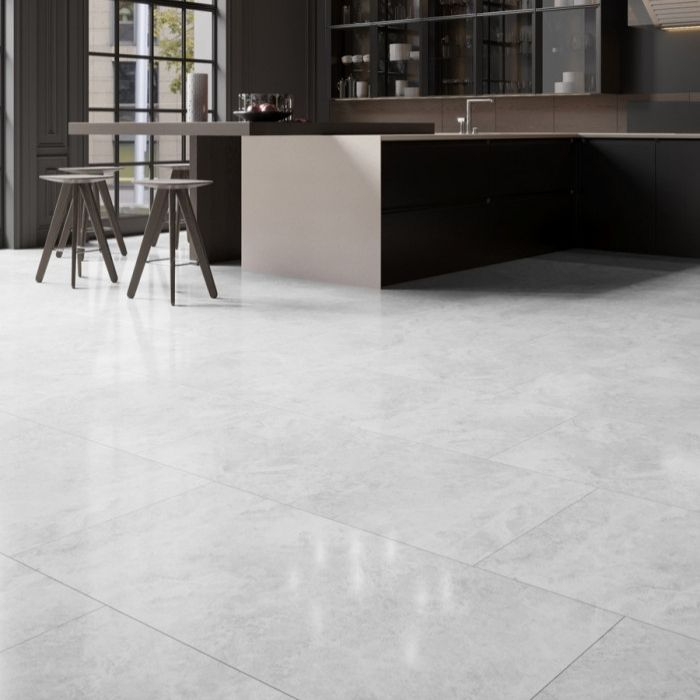 Modern kitchen with light grey porcelain tiles