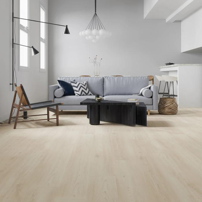 Minimalist living room with light solid oak flooring